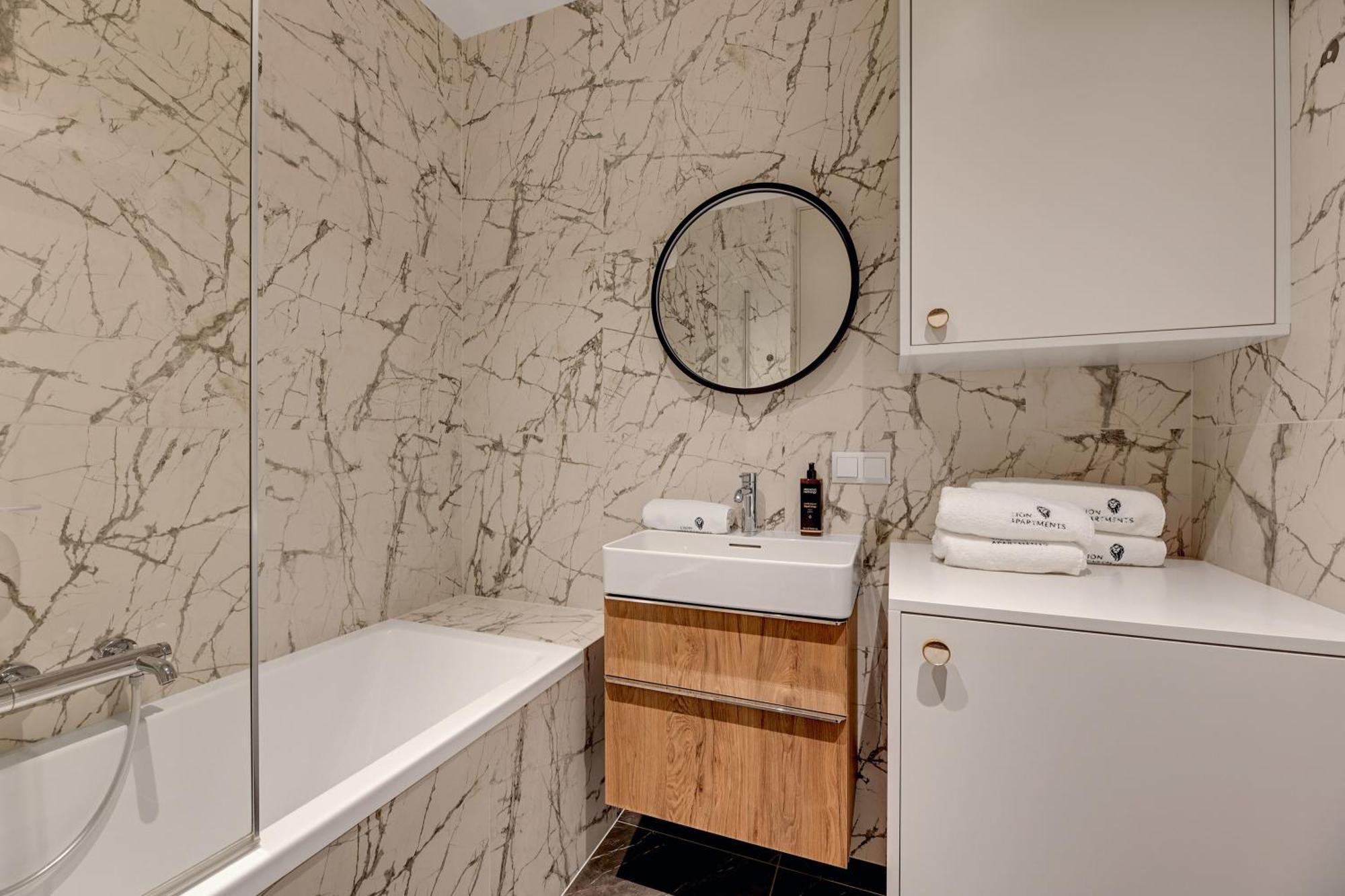 Scala 60C City Center Apartments By Lion Apartments Gdansk Ngoại thất bức ảnh